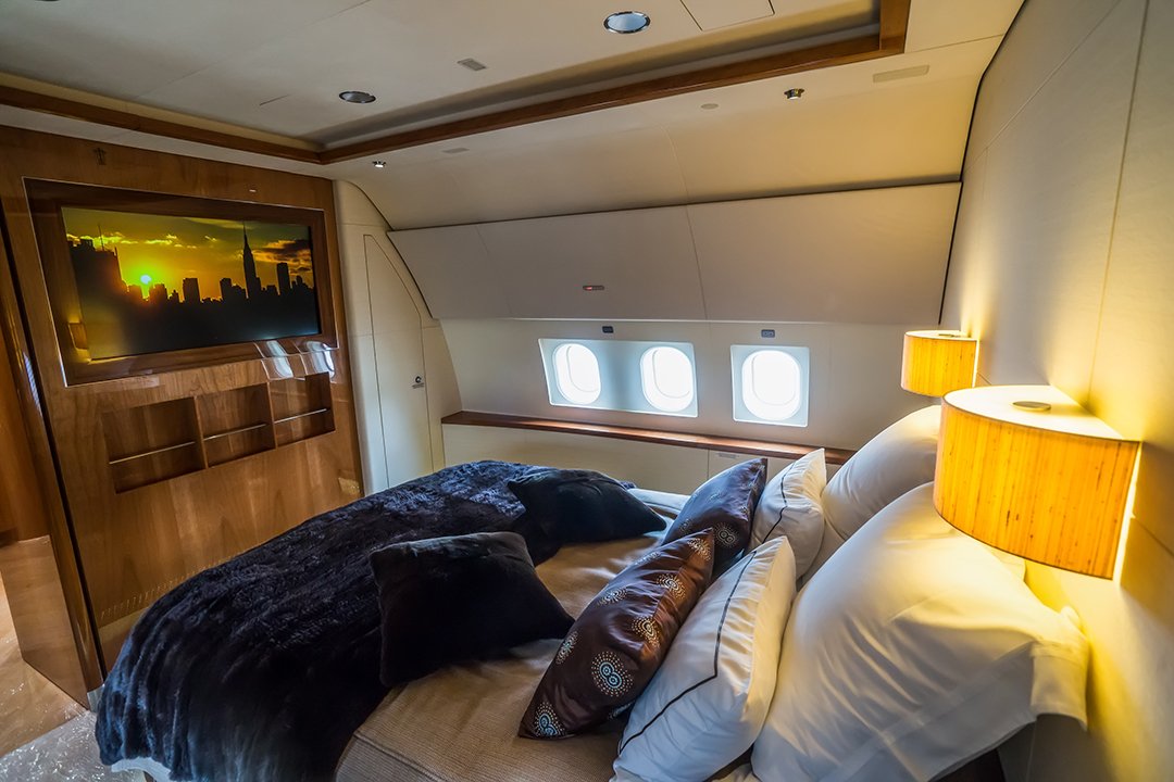Bett in einem Airbus A319 Corporate Jet