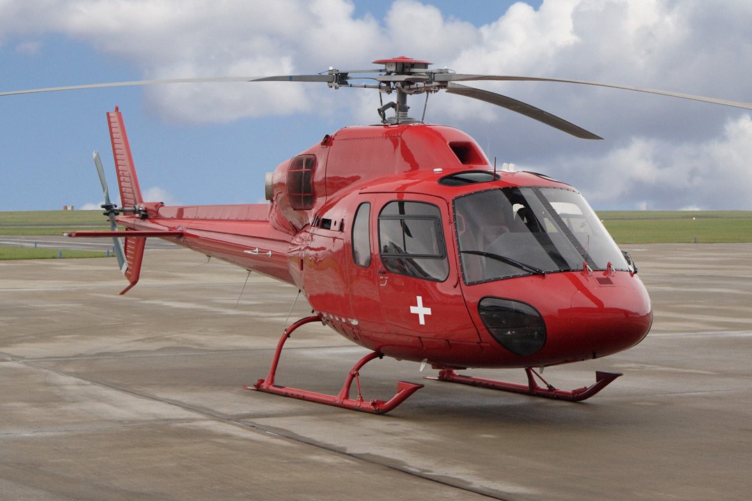 cuan lejos vuela un helcoptero sanitario