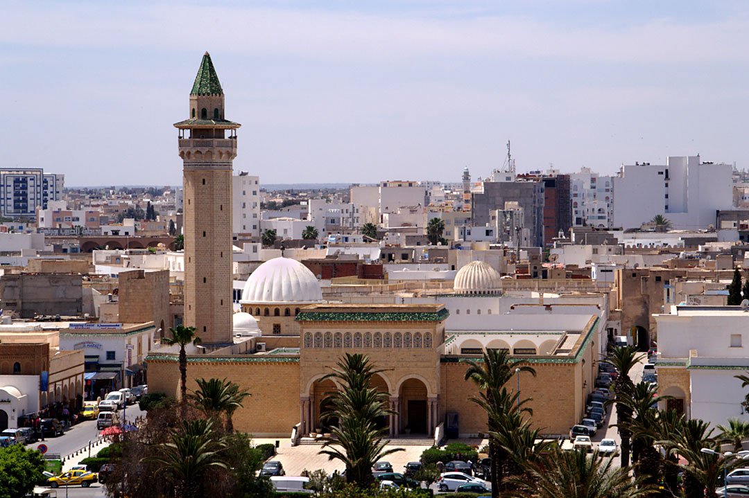 Tunesien: Rücktransport aus Küstenstadt