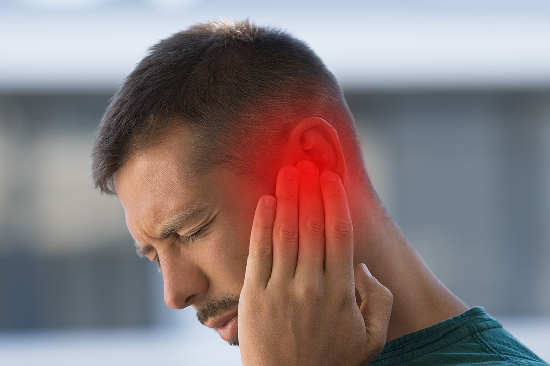 Flying with otitis: is flying with an ear infection dangerous?
