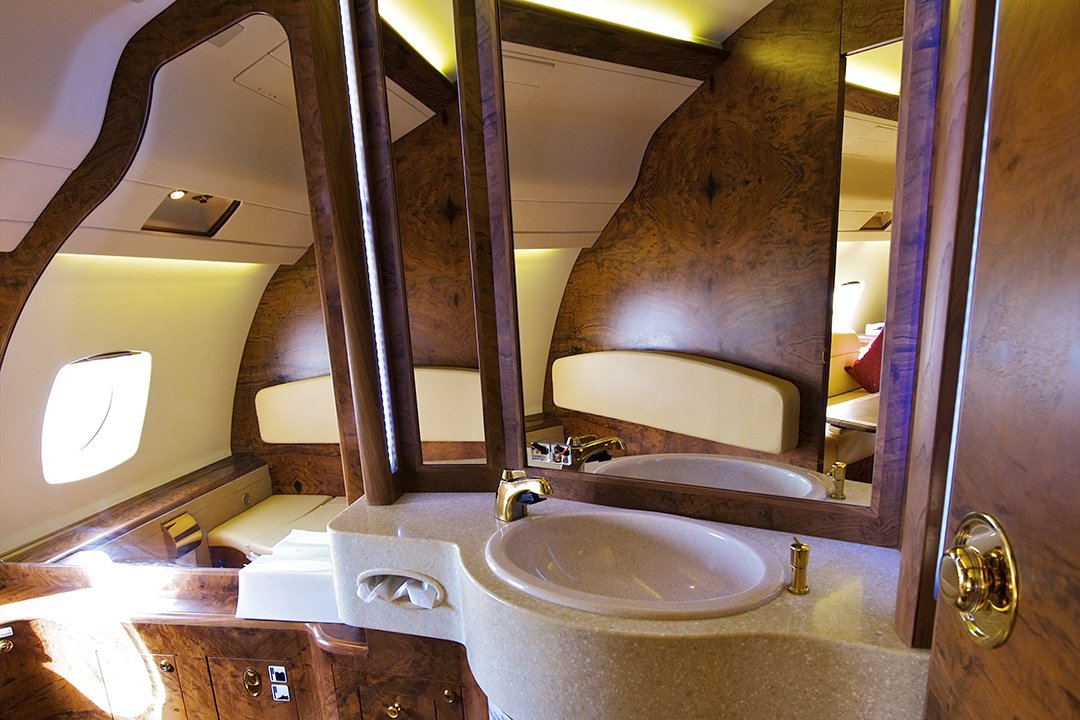 Waschraum in einem Business-Jet