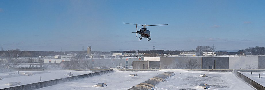 Schneeflug mit dem Helikopter