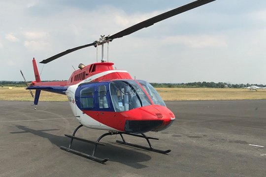 Mit dem Helikopter von Niederkassel nach Rheinstetten und zurück