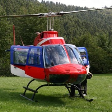 Hubschrauberrundflug zur Begleitung eines Outdoortrainings